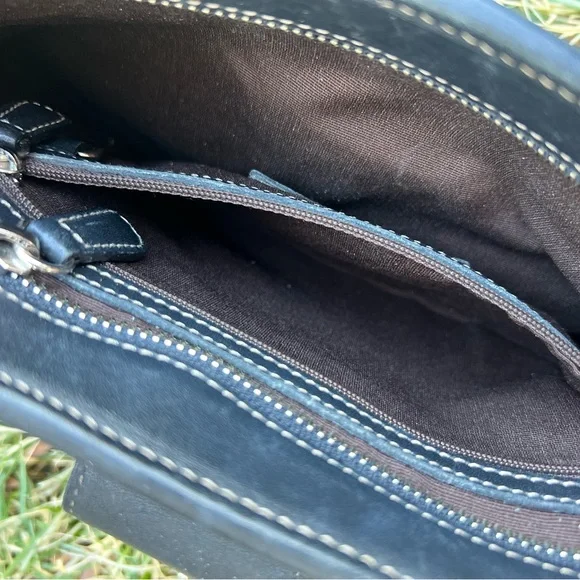 Coach Hampton Black Leather Shoulder Bag ๐ค Y2K - Picture 11 of 16